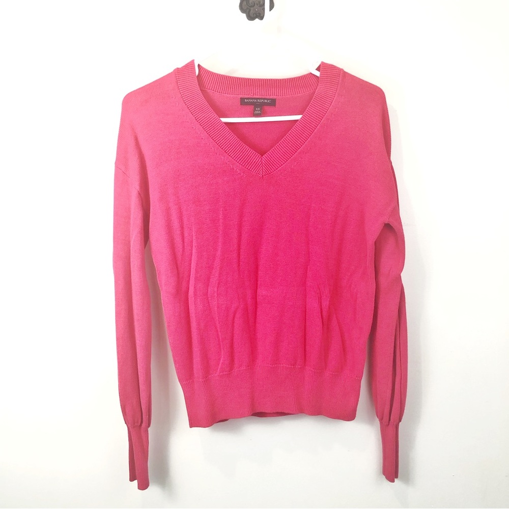 Banana Republic V-Neck Knit Sweater Raspberry Pink Knit Size XS